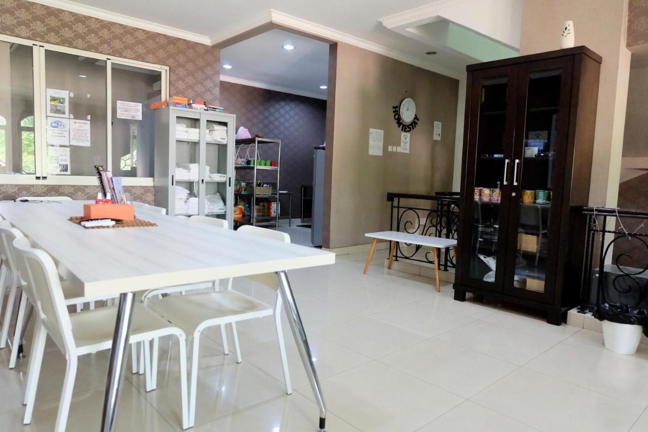 Homiestay Jacarta Exterior foto