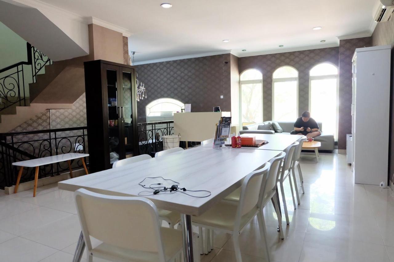 Homiestay Jacarta Exterior foto